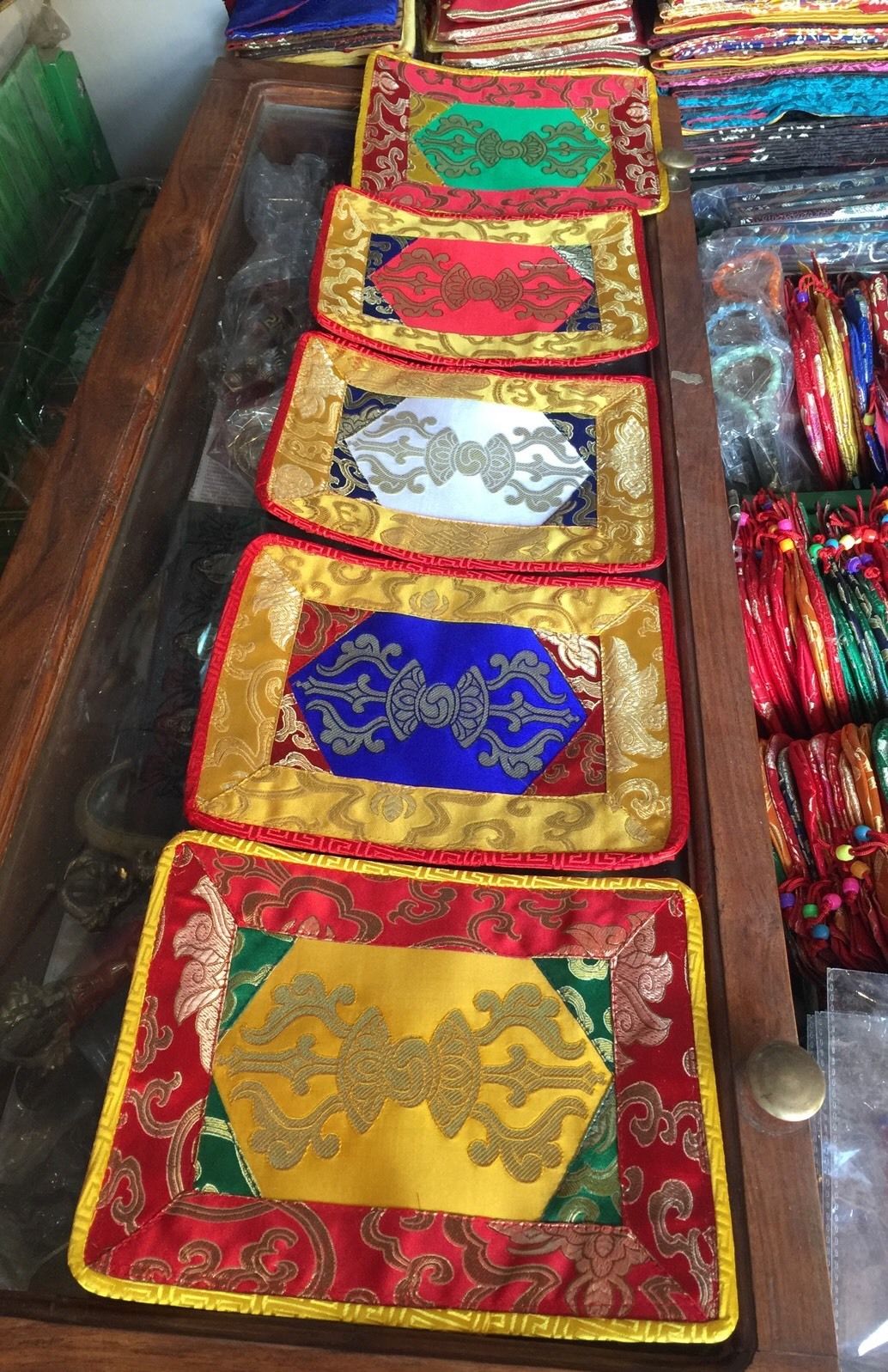 Tibetan Buddhism Dorji Placemat / Table Cover